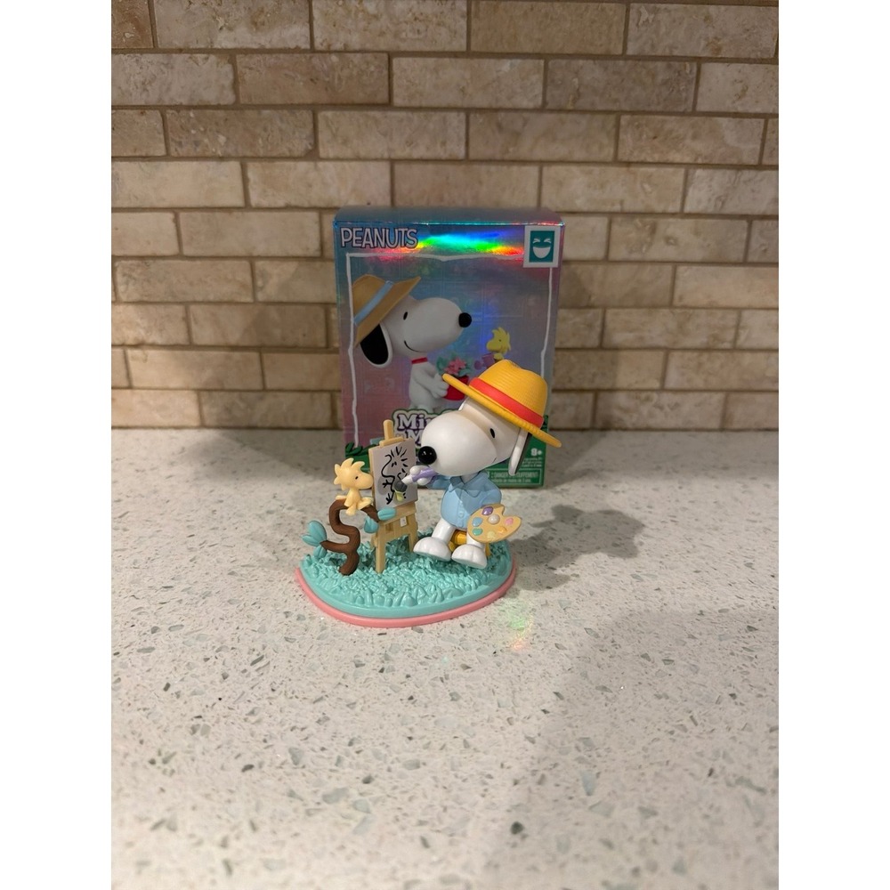 HAPPY HAUL Peanuts Mindful Mondays Blind Box Collectible Figures, bundle - Picture 2 of 6